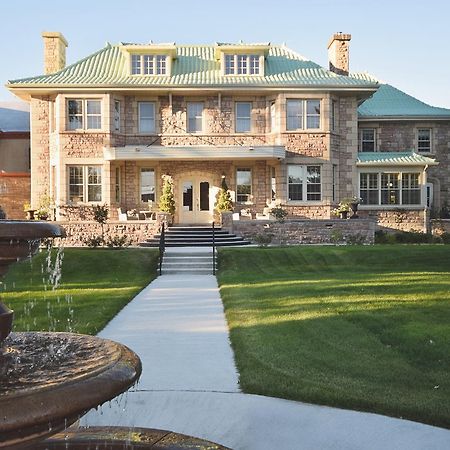 Manoir Chamberland (Adults Only) Hotel มอนเตเบลโล ภายนอก รูปภาพ