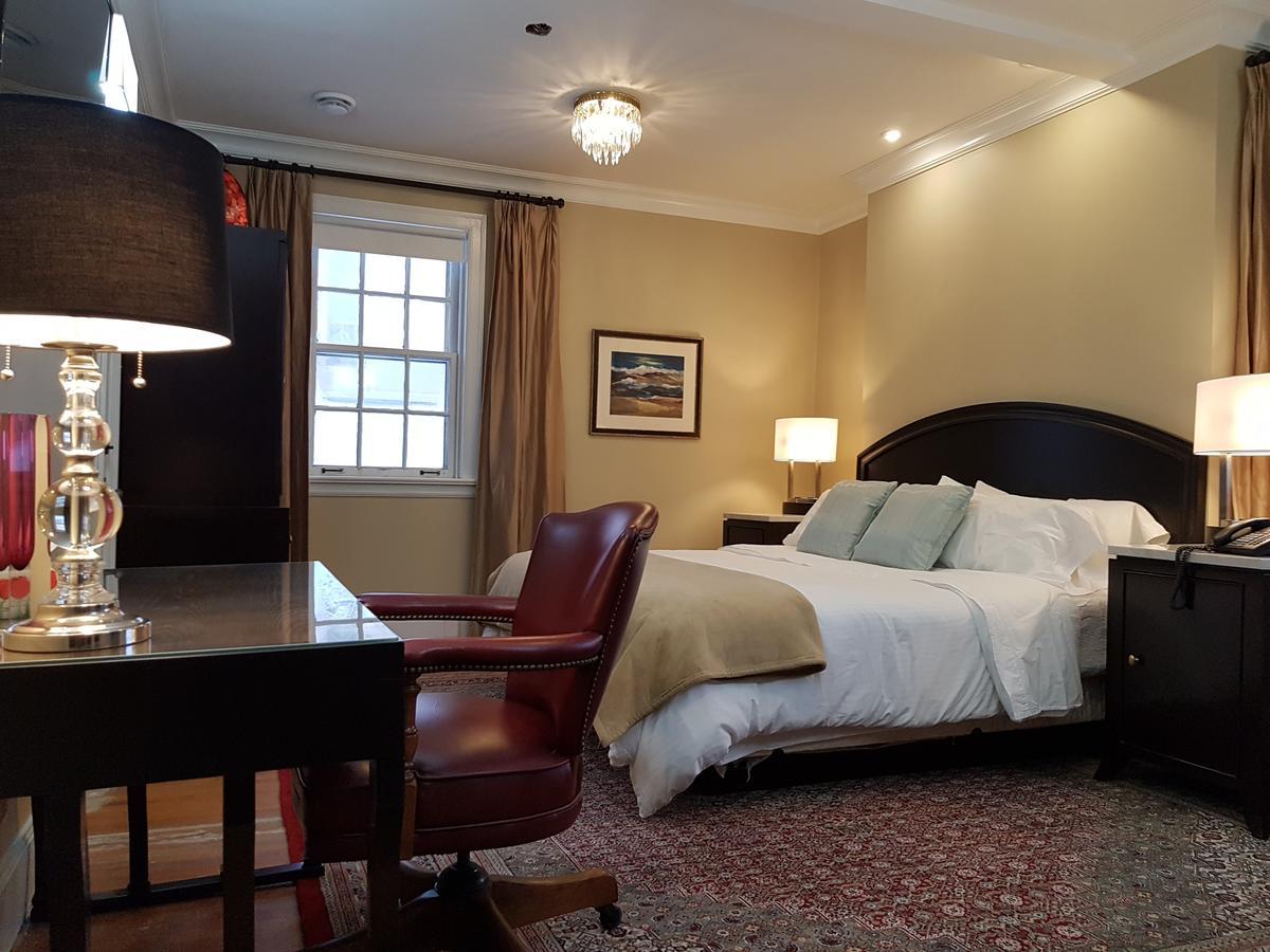 Manoir Chamberland (Adults Only) Hotel มอนเตเบลโล ภายนอก รูปภาพ
