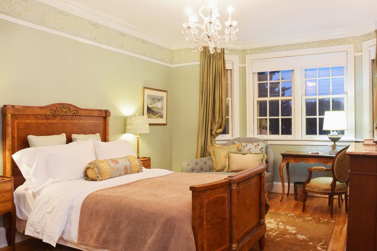 Manoir Chamberland (Adults Only) Hotel มอนเตเบลโล ภายนอก รูปภาพ
